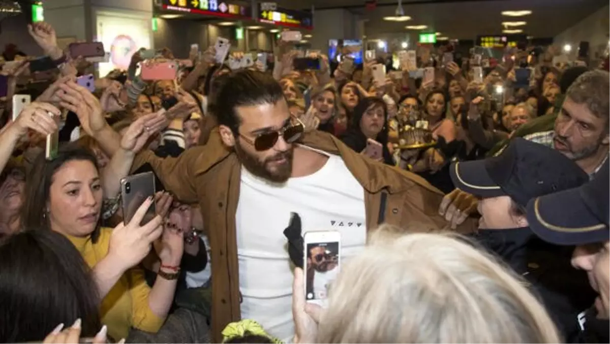 İspanya\'da oyuncu Can Yaman\'a büyük ilgi