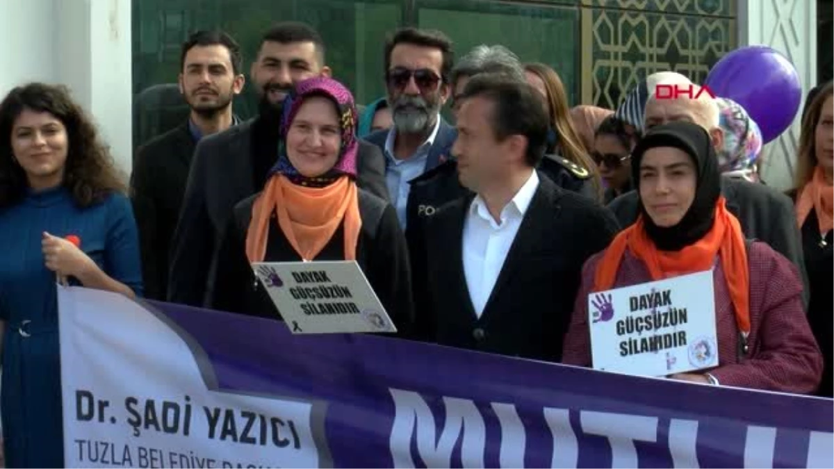 İstanbul tuzla\'da kadınlar için yürüdüler