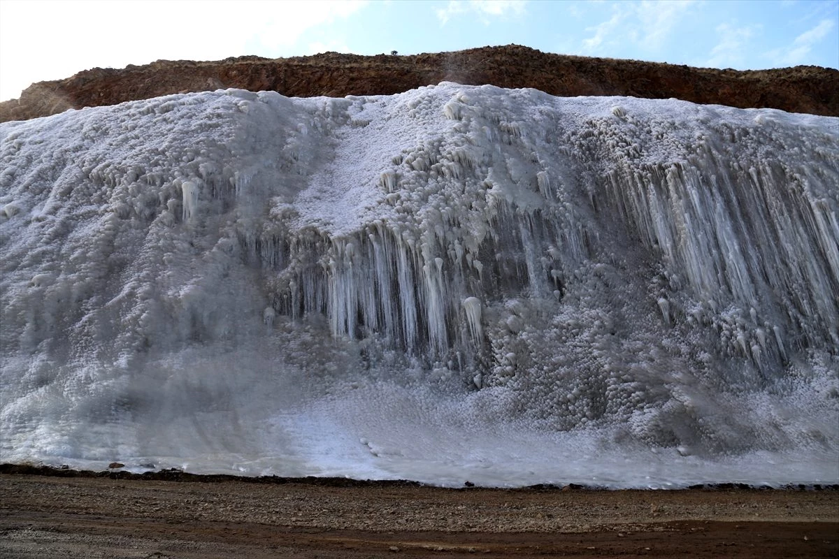 Kayağın merkezi Palandöken misafirlerini yapay buz parkıyla cezbedecek