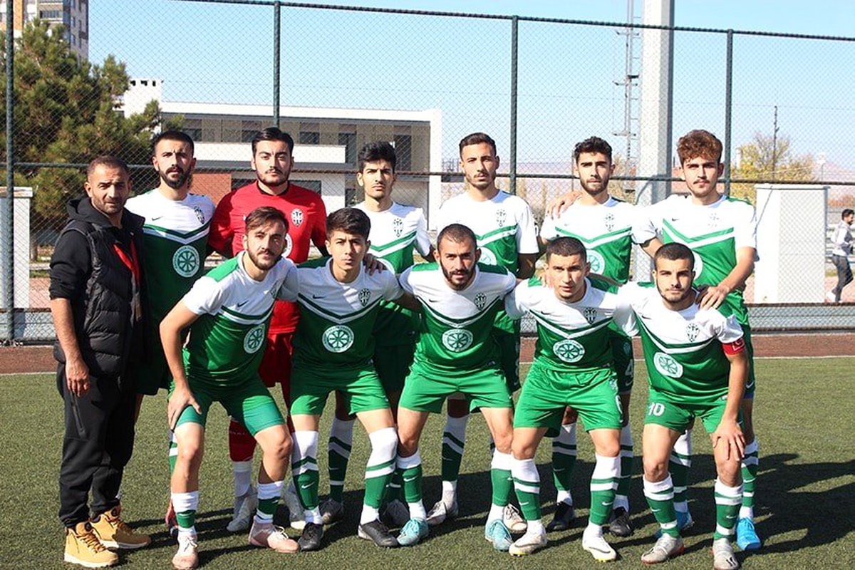 Kayseri Şekerspor Teknik Direktörü Halil İbrahim Öztürk;