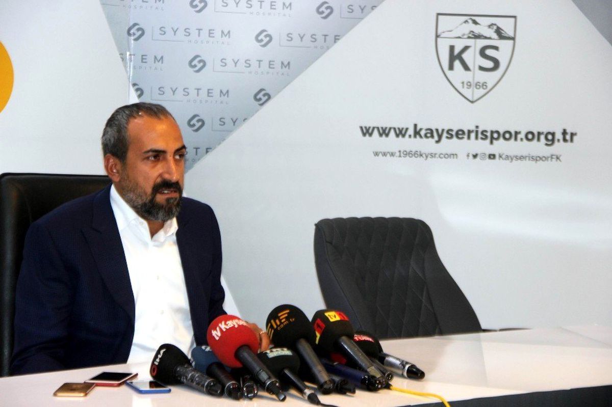Kayserispor\'da 3 kadro dışı