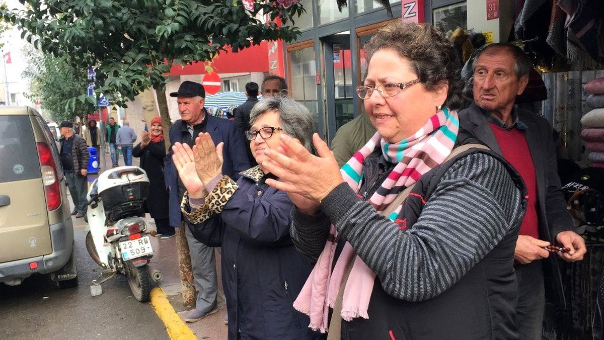 Keşanlı kadınlar şiddete karşı yürüdüler