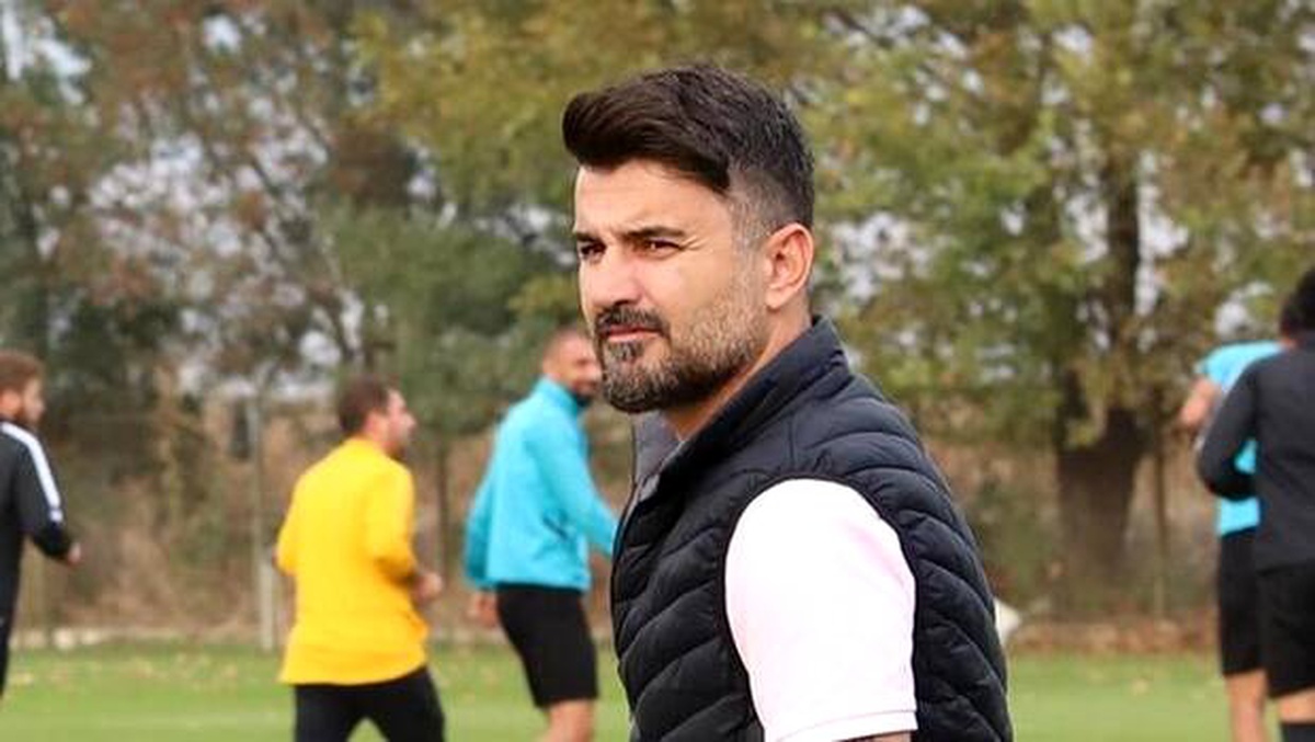 Menemenspor Teknik Direktörü Cenk Laleci: "Başarının sırrı aile ortamı"