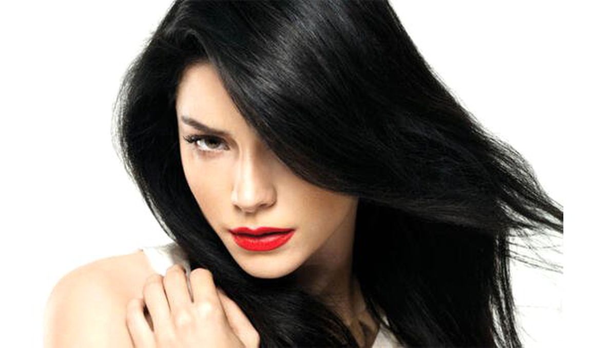 Merve Boluğur tüm dostlarını sildi