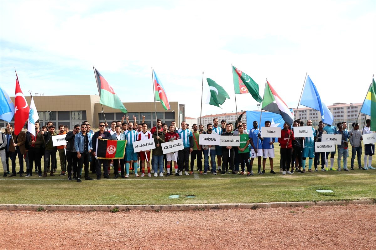 Niğde\'de "Uluslararası Öğrenciler Futbol Turnuvası" düzenlendi