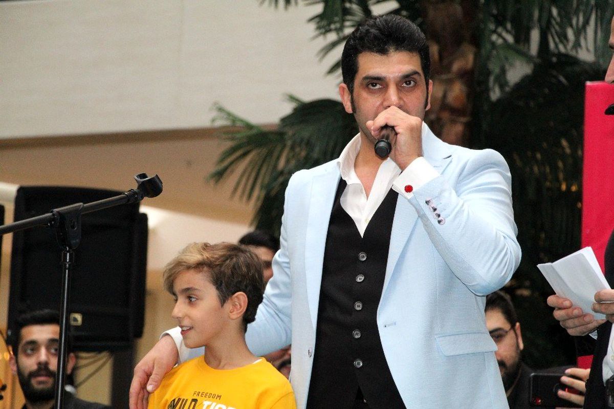 Popstar Bayhan Batman\'da konser verdi