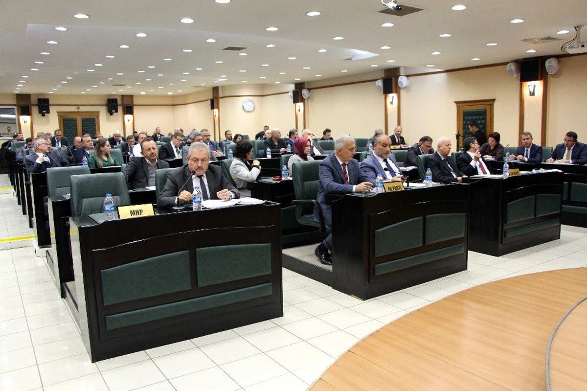 Samsun meclisi 28 maddeyi kabul etti