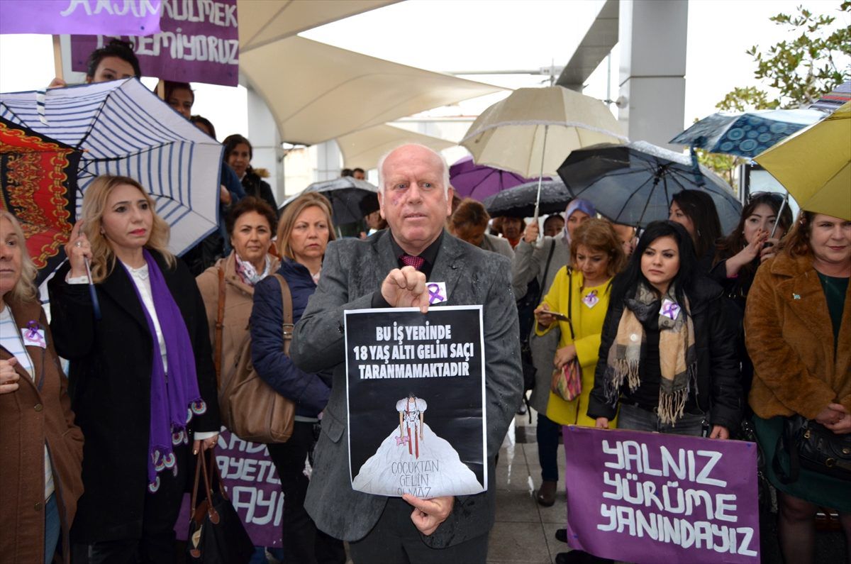 Söke\'de kadına yönelik şiddet kınandı