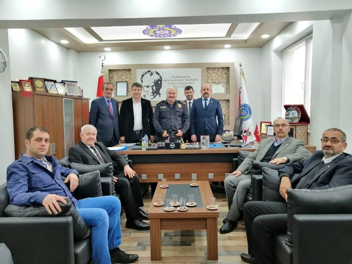 Tanışma ve nezaket ziyaretinde bulundular