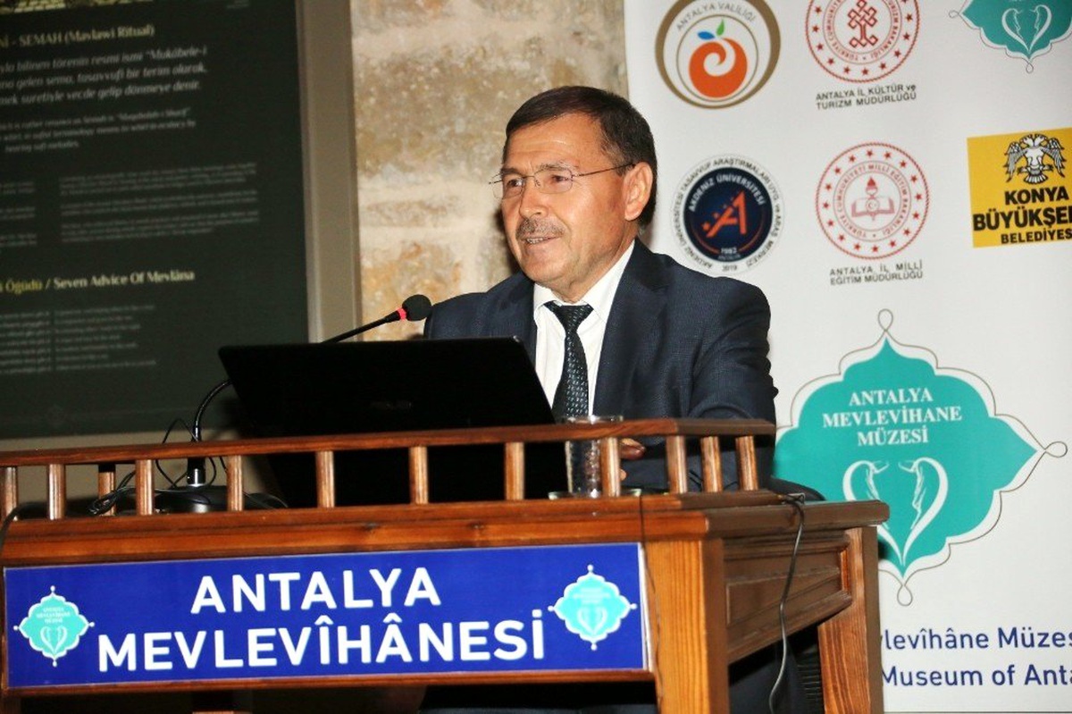 "Tasavvuf, uygulamalı bir ilmi disiplindir"