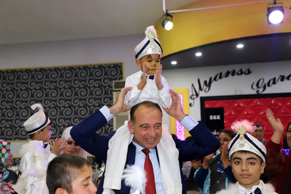 Turgutlu\'da toplu sünnet merasimi