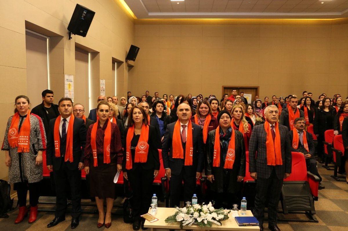Vali \'Bir sıkıntınız olursa beni arayın\' dedi, numarasını verdi