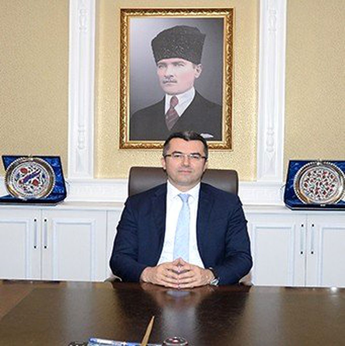 Vali Memiş, kutlama mesajı gönderdi