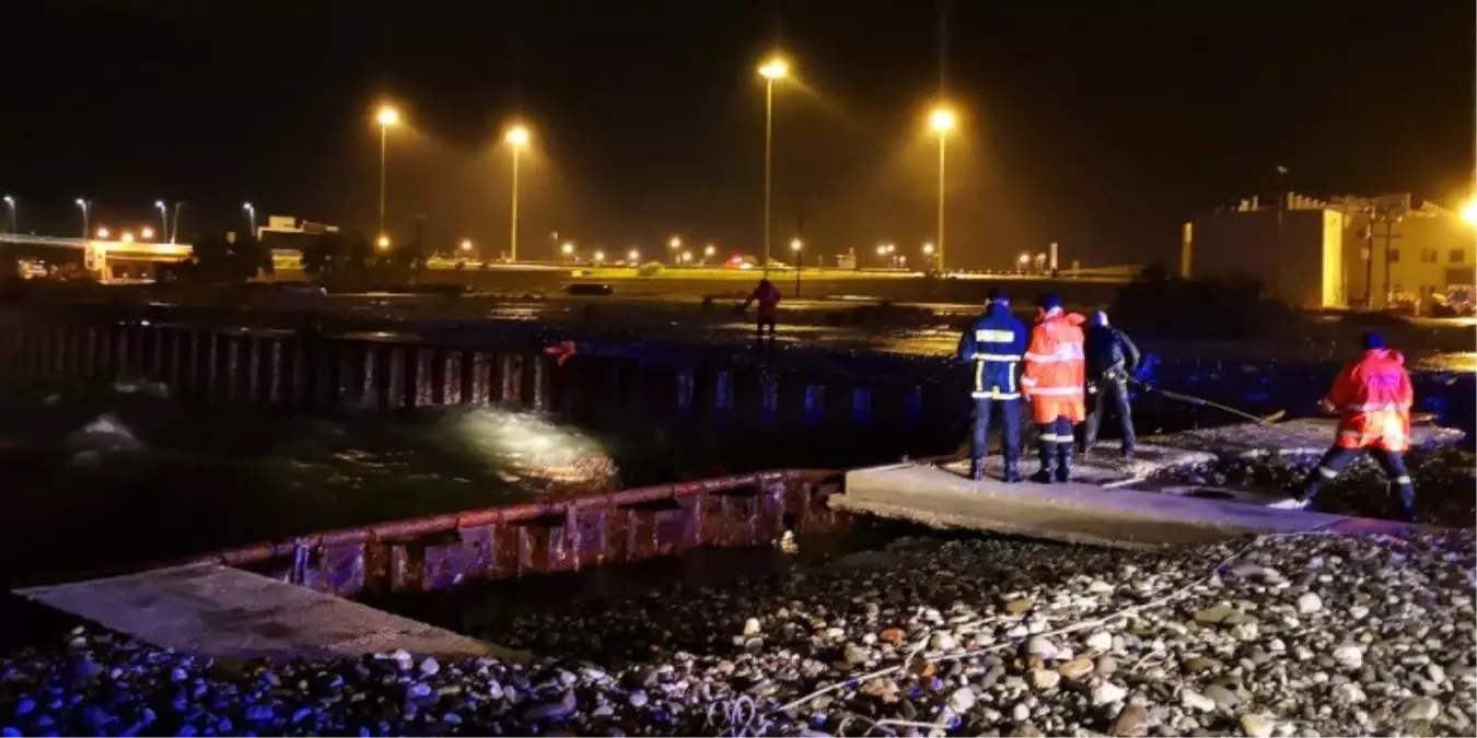 Yunanistan\'da bir tekne alabora oldu: 2 ölü