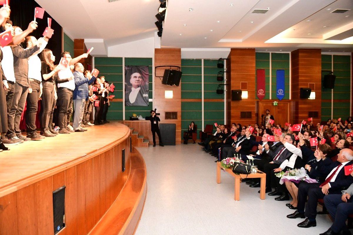 Anadolu Üniversitesinde Öğretmenler Günü kutlaması