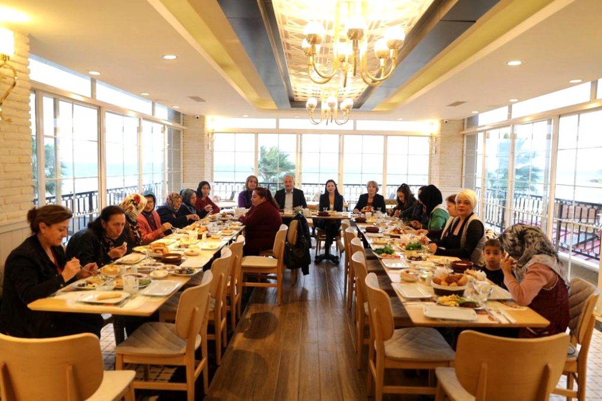 Başkan Atabay, "Kadınlarımıza destek sağlıyoruz"