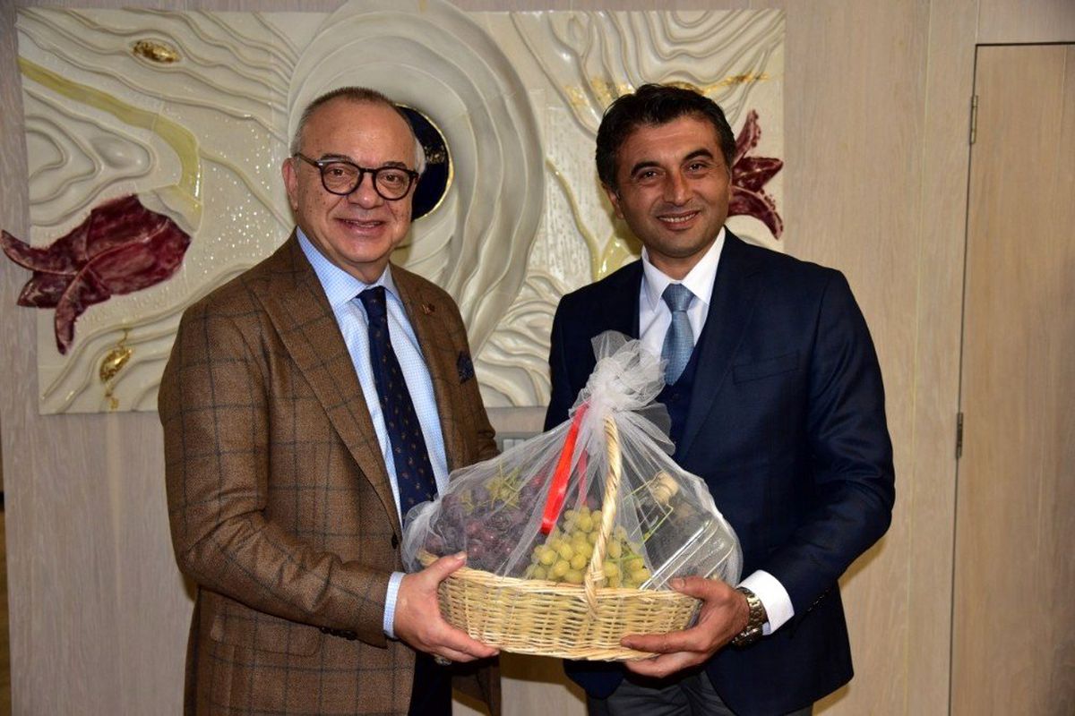 Başkan \'tan Başkan Ergün\'e asfalt teşekkürü