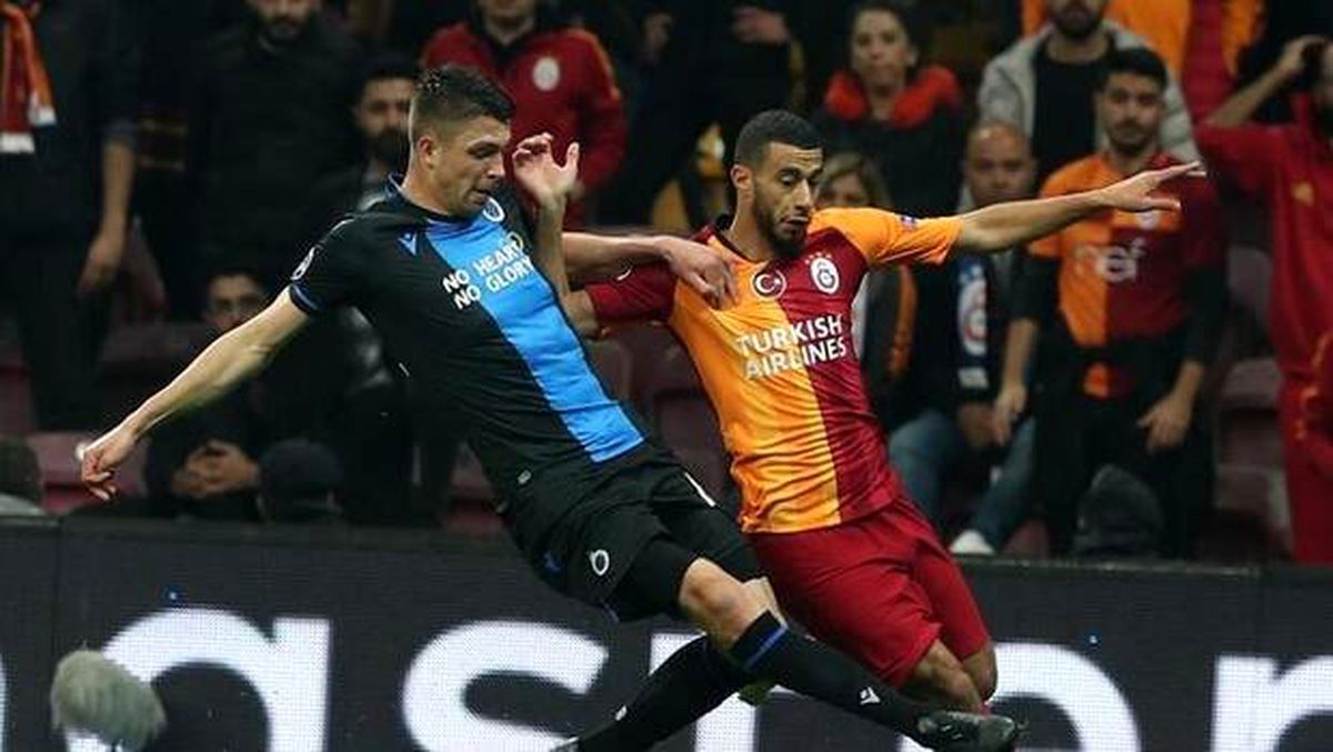 Belhanda yine ıslıklandı!
