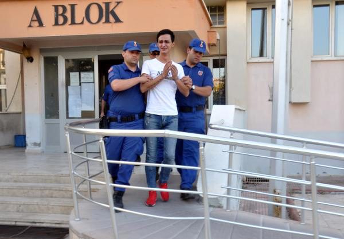 Bıçakladığı kişinin ölmemesi için suni teneffüs yapan sağlıkçıya 18 yıl hapis