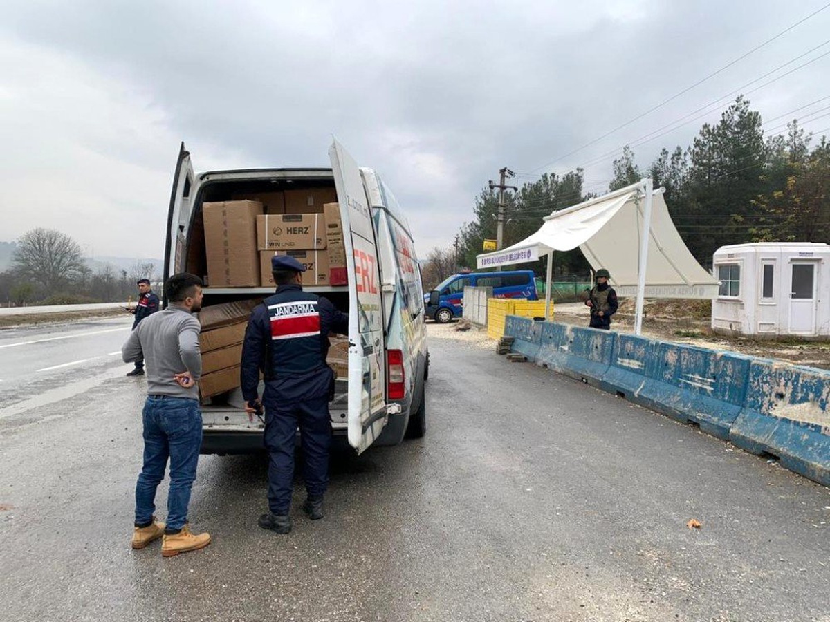 Bursa Jandarmasından "Huzur ve Güven" operasyonu: 39 kişi yakalandı