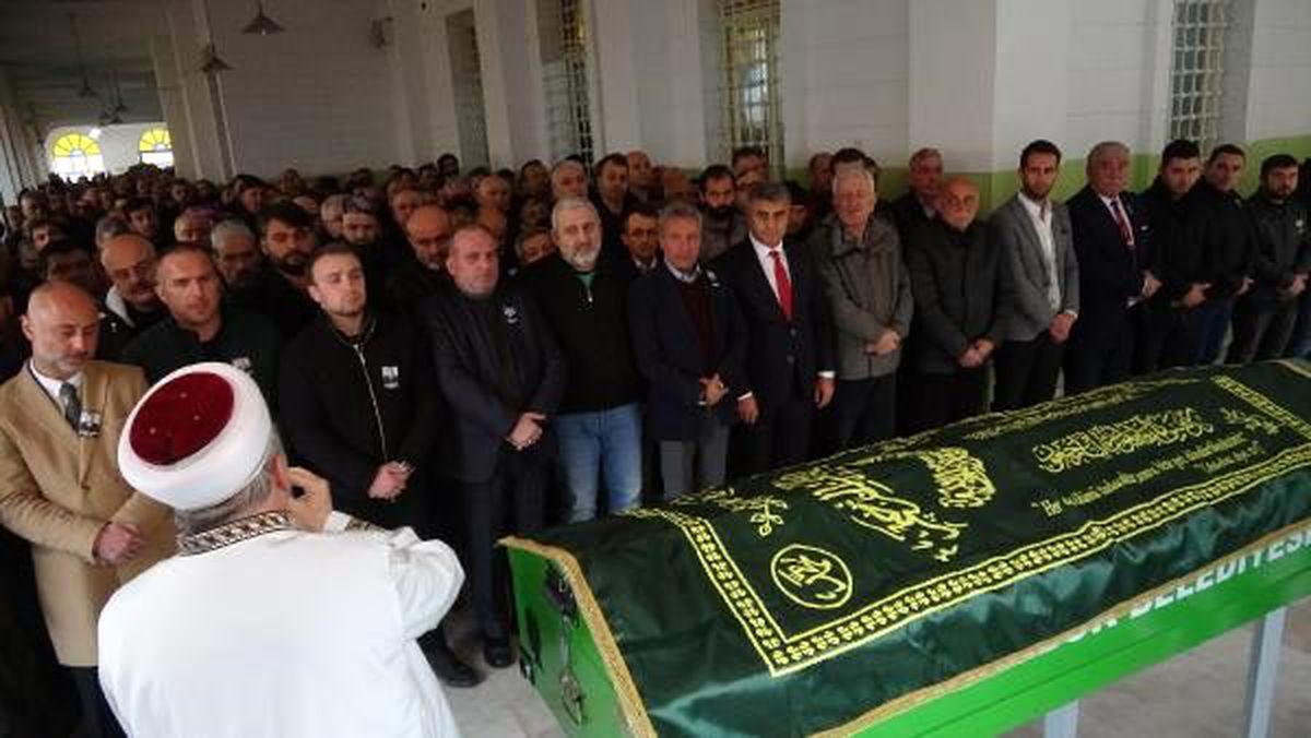 Çayda ölü bulunan iş insanı toprağa verildi
