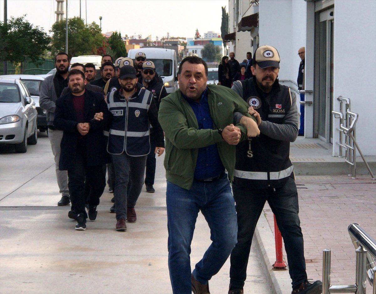 Çiftçilerin arazilerini tehditle ekip biçtiği iddia edilen zanlılar serbest bırakıldı