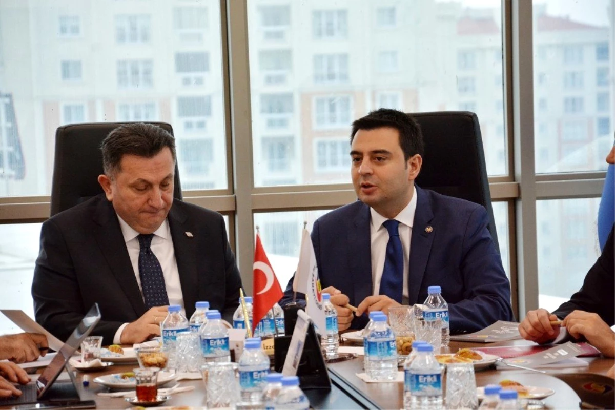 Çorlu TSO Yönetim Kurulu Başkanı İzzet Volkan, "Çorlu günden güne cazibe merkezi olma yolunda...