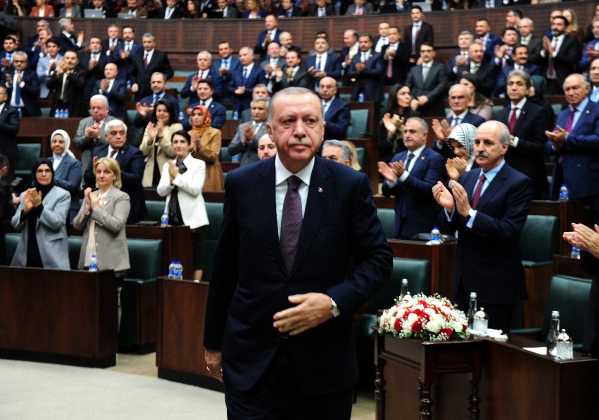 Cumhurbaşkanı Erdoğan: "Bırakın doları, Türk Lirası\'na dönelim"