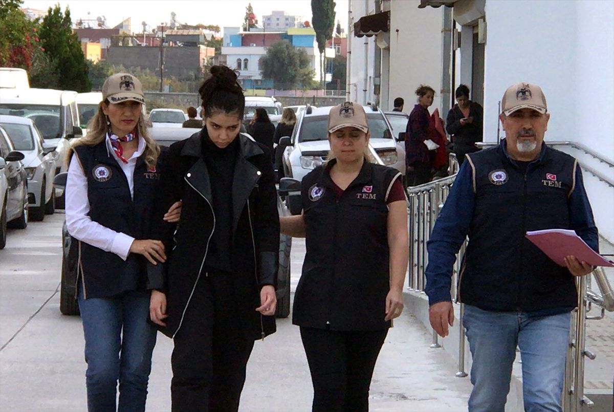 DEAŞ\'a katılmak istediği iddia edilen Fransız uyruklu kadın Adana\'da yakalandı