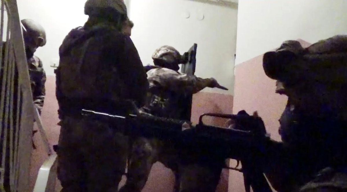Elazığ\'da uyuşturucu tacirlerine operasyon: 3 gözaltı