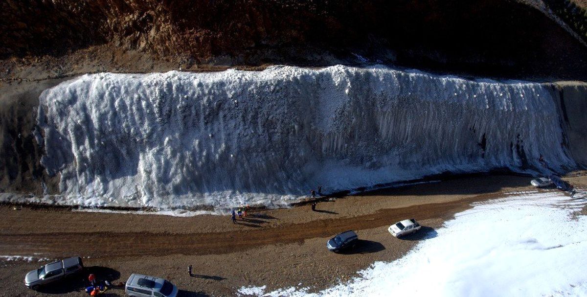 Erzurum\'a 20 metrelik dev buz parkı