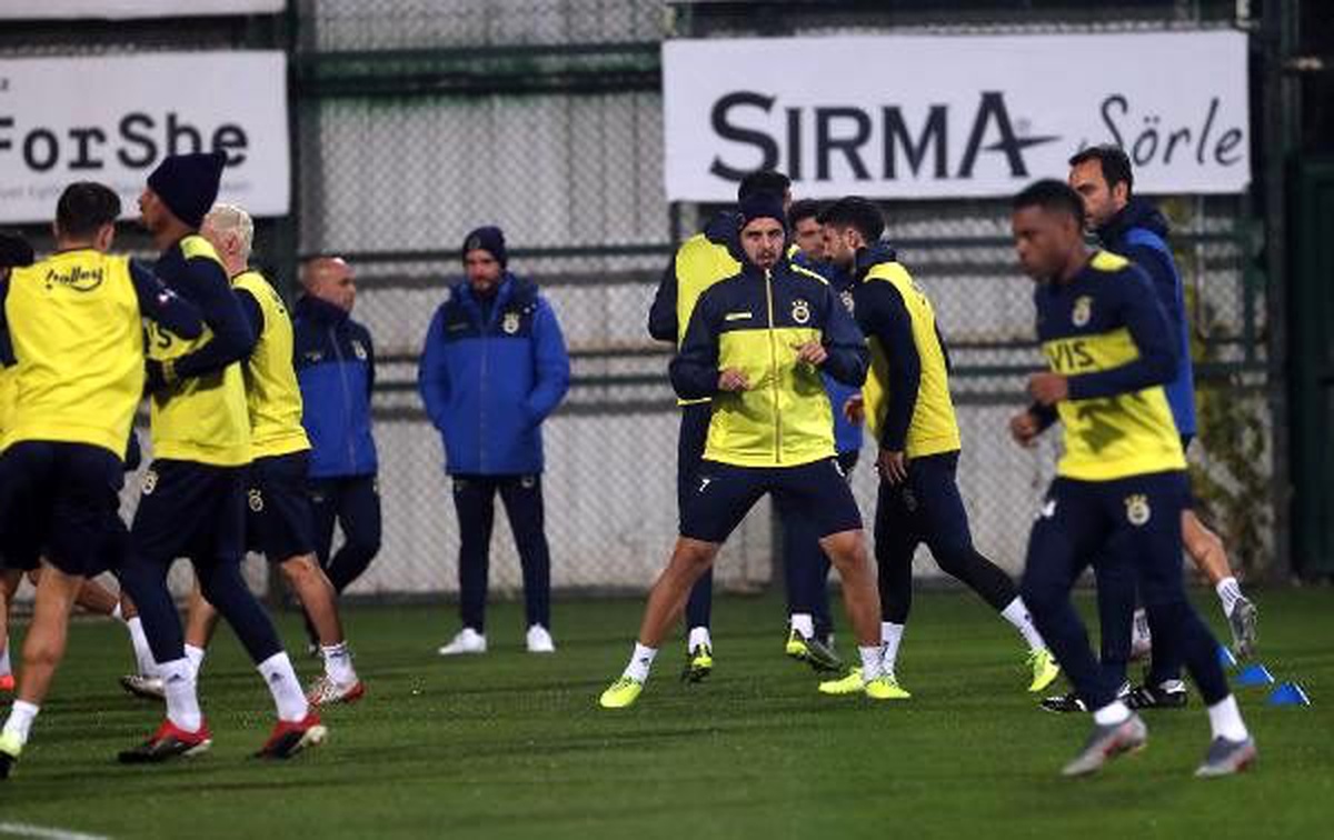Fenerbahçe, Göztepe hazırlıklarını sürdürüyor