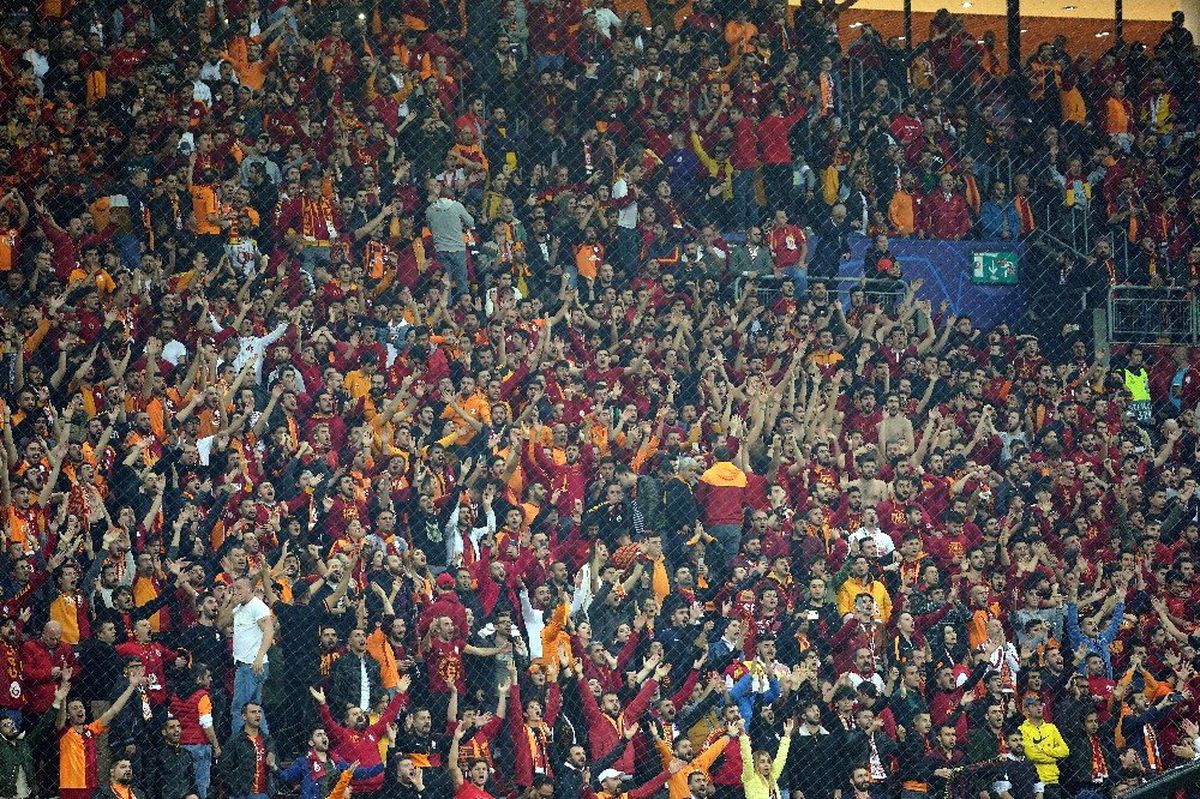 Galatasaray - Club Brugge maçını 34 bin 225 seyirci izledi