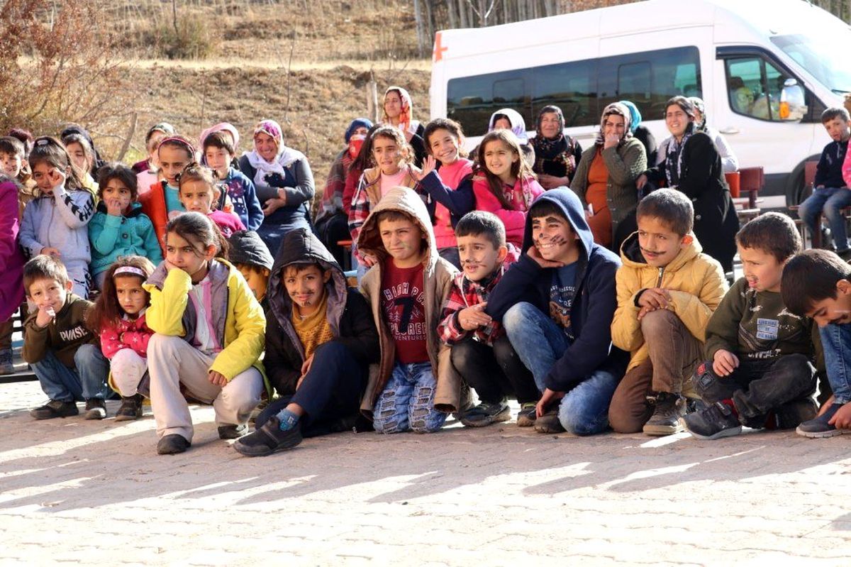 Hakkari\'de Öğretmenler Günü etkinliği