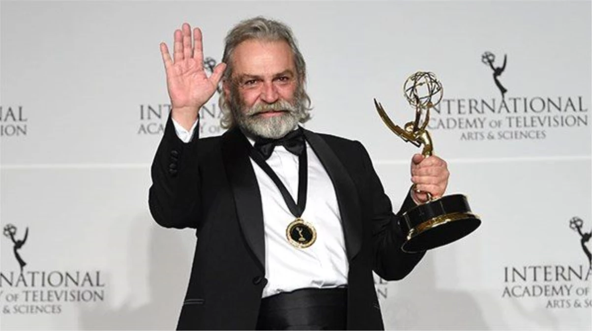 Haluk Bilginer, 47. Uluslararası Emmy Ödülleri\'nde en iyi erkek oyuncu seçildi