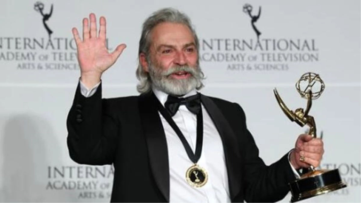 Haluk Bilginer 47. Uluslararası Emmy Ödülleri\'nde \'en iyi erkek oyuncu\' seçildi