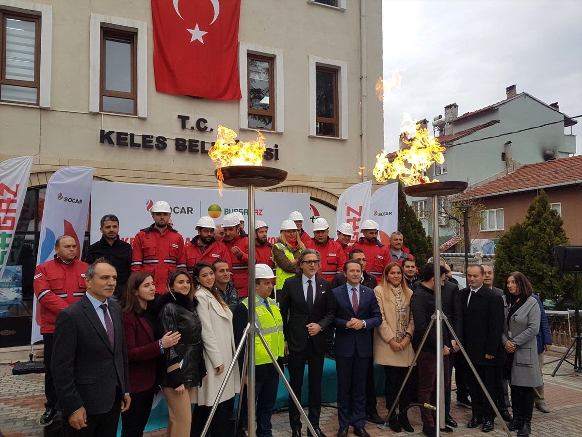 Keles\'e doğal gaz verilmeye başlandı