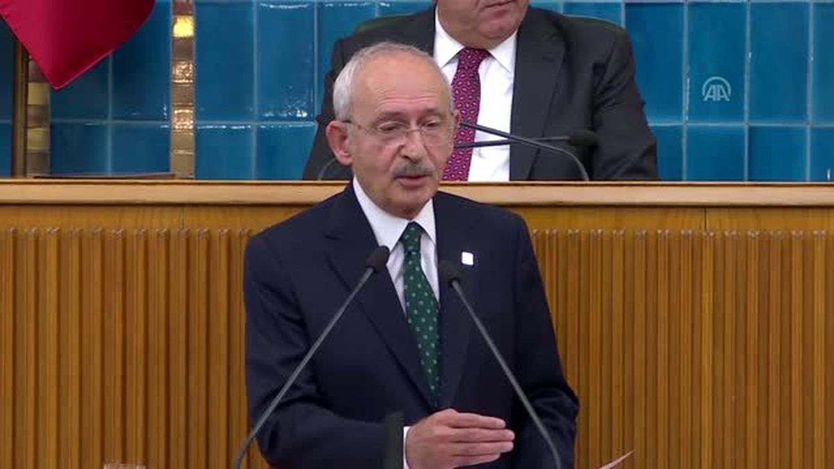 Kılıçdaroğlu: "Öğretmenlere her zaman saygı duymak zorundayız"