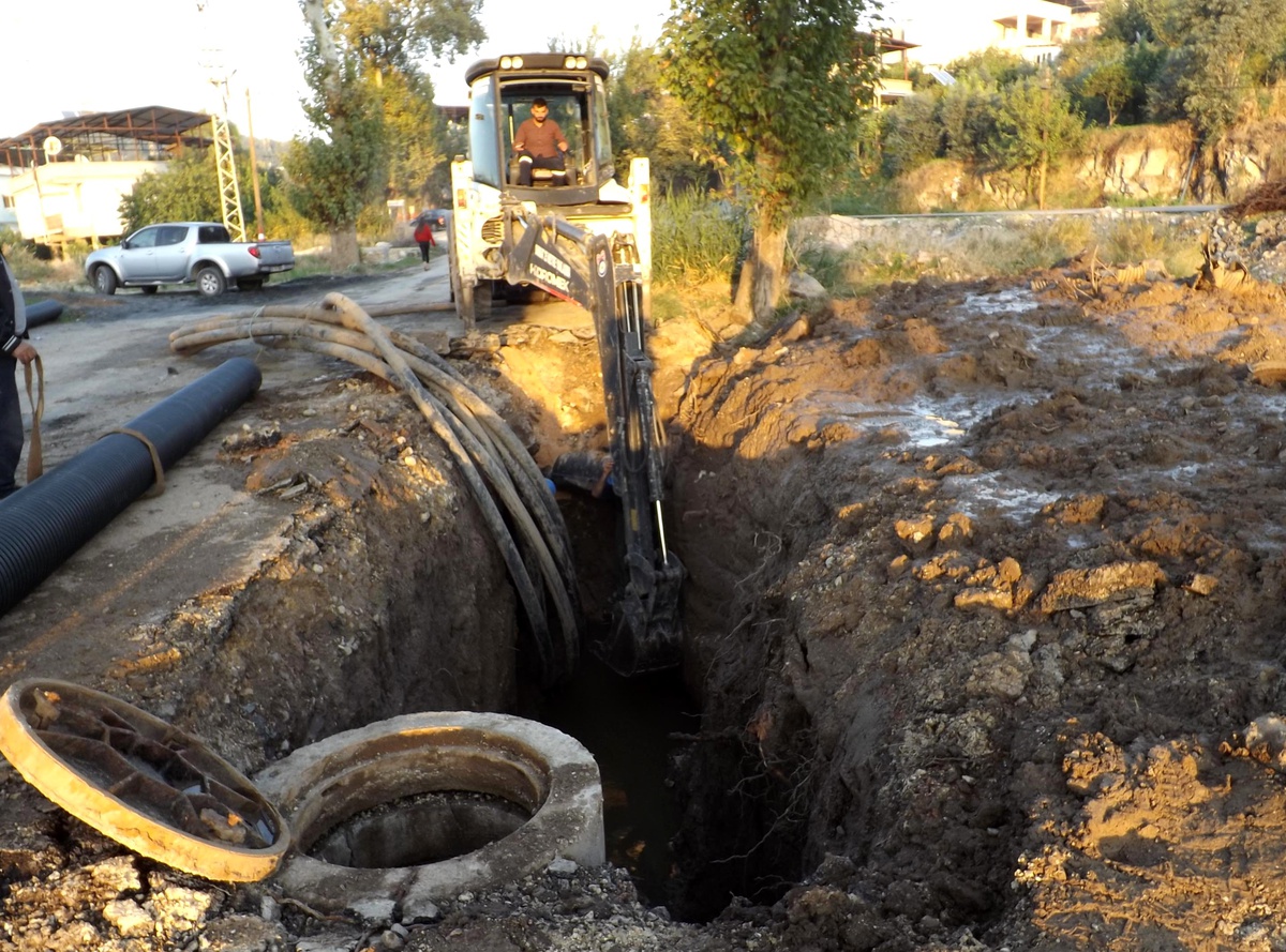 Kırıkhan Soğuksu\'da zarar gören kanal hattı yenilendi