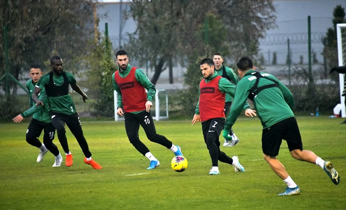 Konyaspor\'da Çaykur Rizespor maçı hazırlıkları