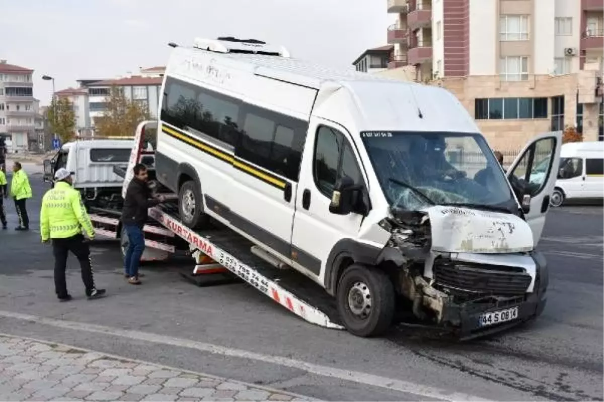 Malatya\'da zincirleme kaza: 23 yaralı