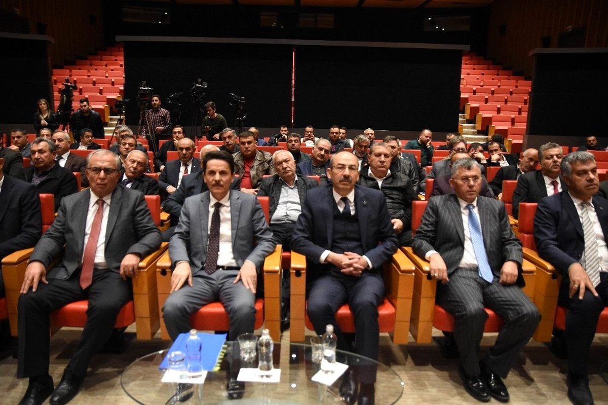 Ömer Gülsoy: "Vergi almakta kartal gibi olan devletimiz, vergi iadesi veya ihracat odaklı geri...