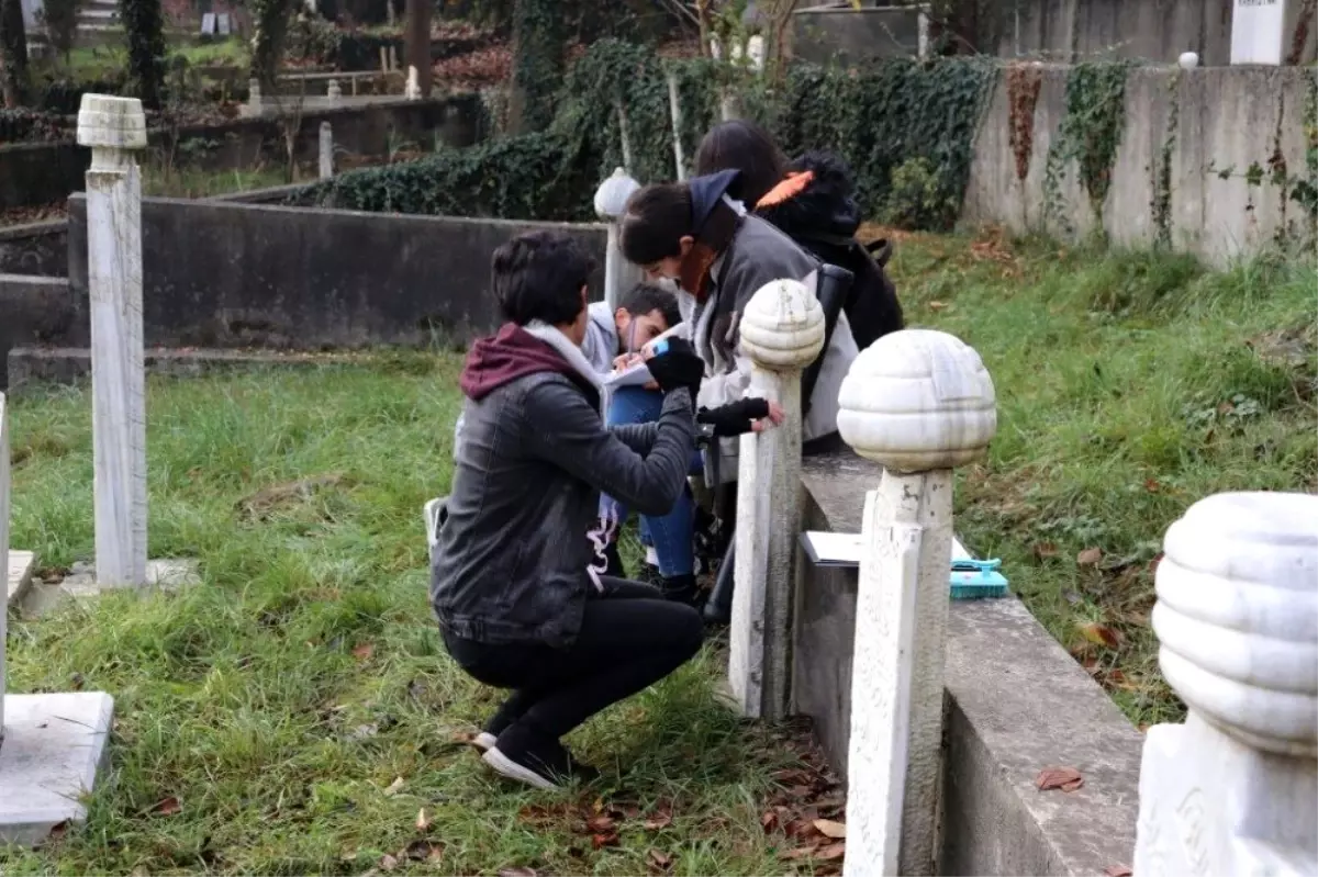 Osmanlı mezar taşları gün yüzüne çıkarılacak
