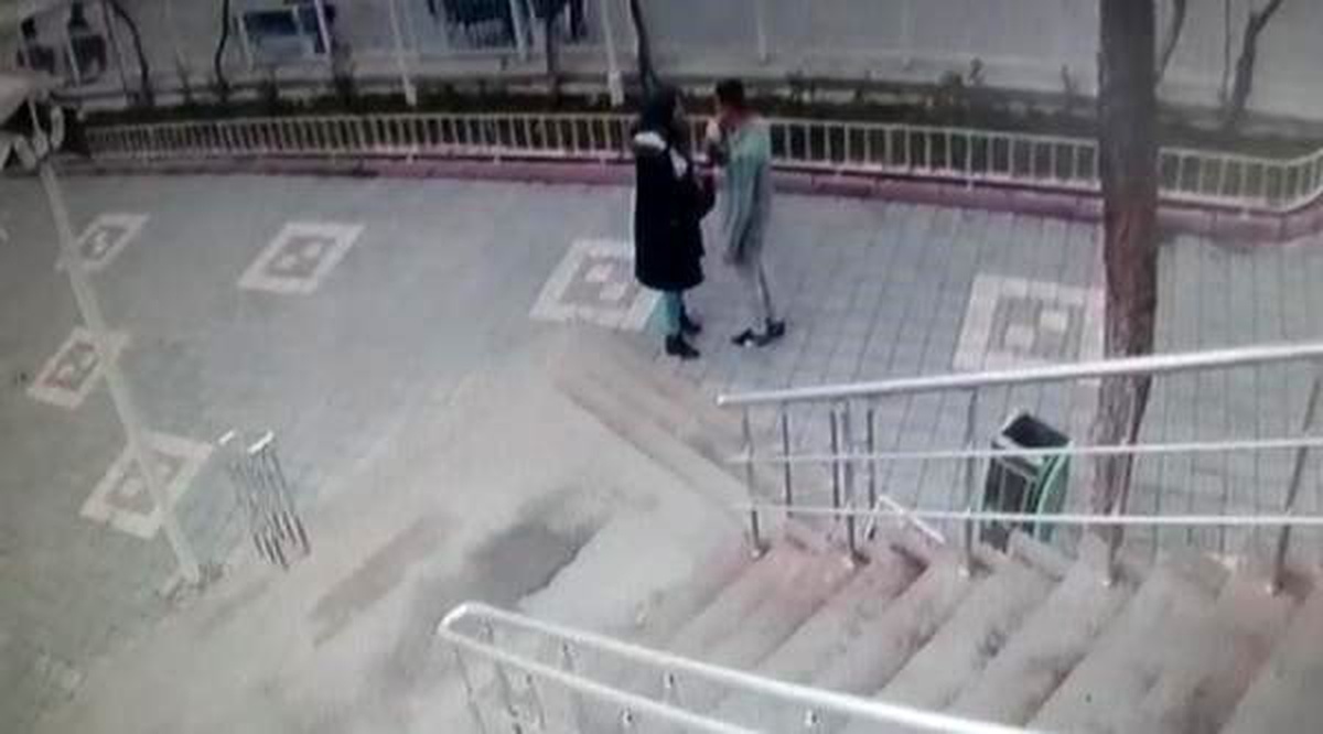 Sevgilisine müstehcen fotoğraflarla şantaj yaptı