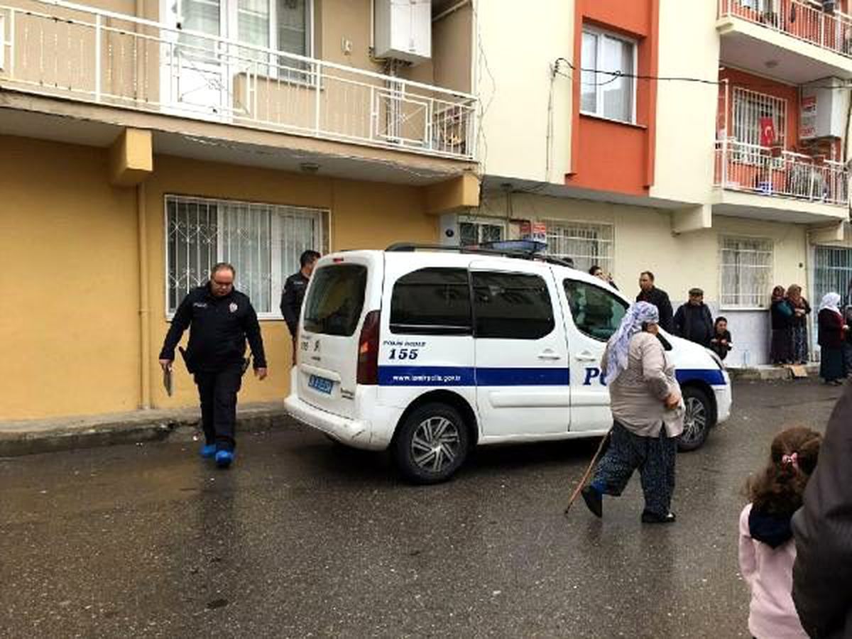 Şikayetini geri çektiği kocası baltayla öldürdü