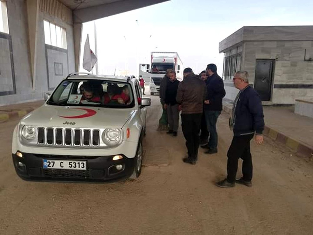 Türk Kızılayı Tel Abyad\'a yardımlarını sürdürüyor