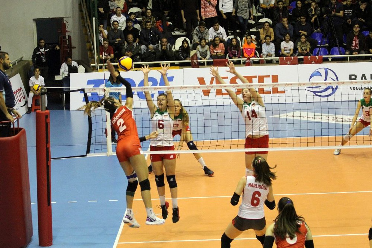 2020 CEV 17 Yaş Altı Kızlar Avrupa Şampiyonası Elemeleri: Türkiye: 3 - Bulgaristan: 0