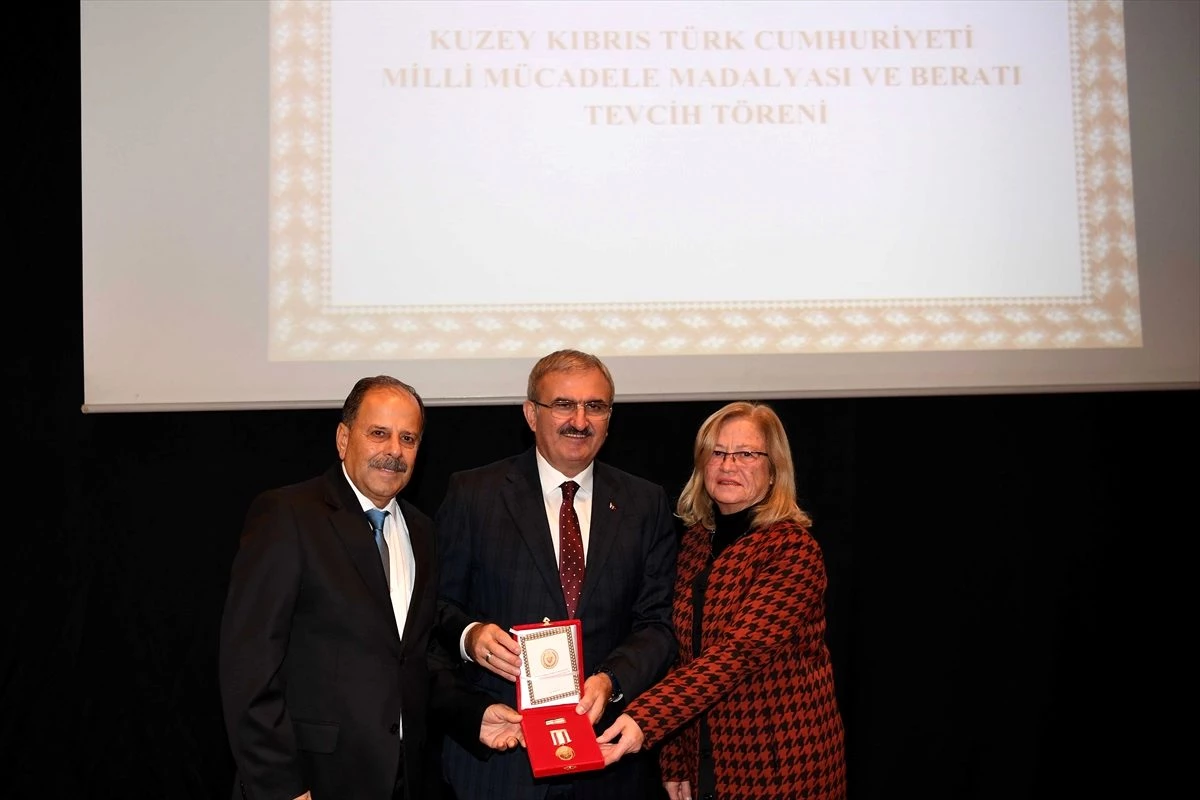 Antalya\'da Kıbrıs gazilerine "Milli Mücadele Madalyası ve Beratı" verildi