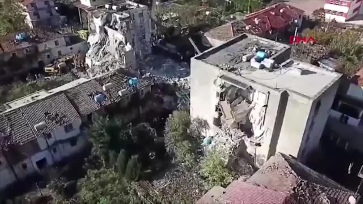 Arnavutluk depreminde ölü sayısı 25\'e yükseldi