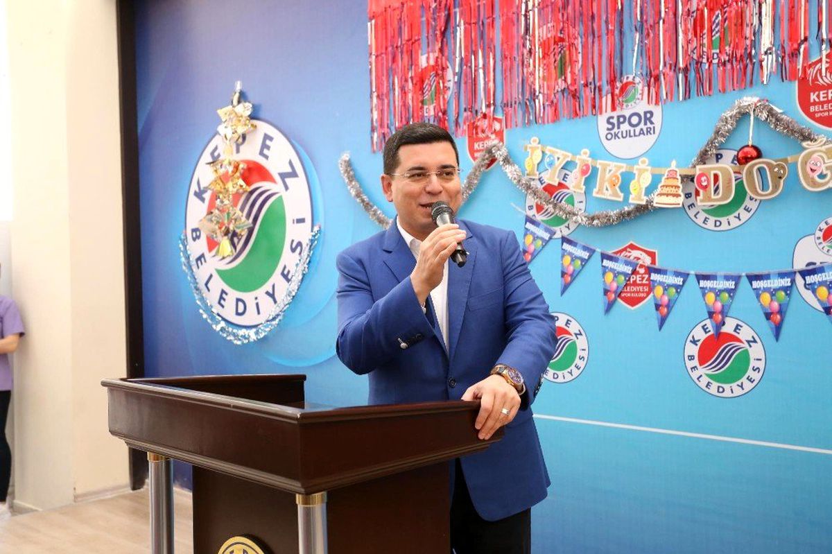 Başkan Tütüncü\'den Kepezli çocuklara doğum günü